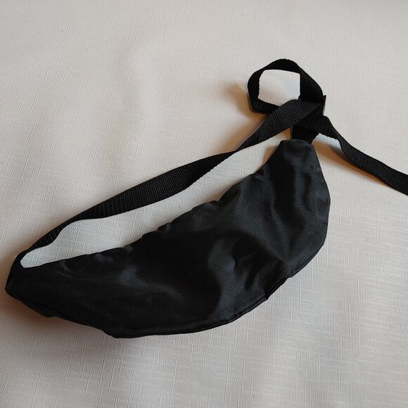 Social Lite Vodka – The first ever unsweetened pre-mixed Drinks Waist Pa… - Picture 3 of 3